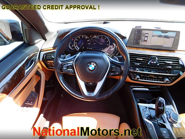 BMW 5 Series Vehicle Image 14