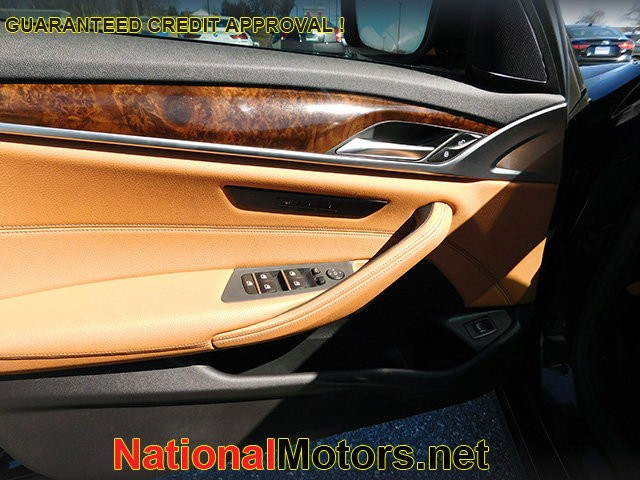 BMW 5 Series Vehicle Image 15