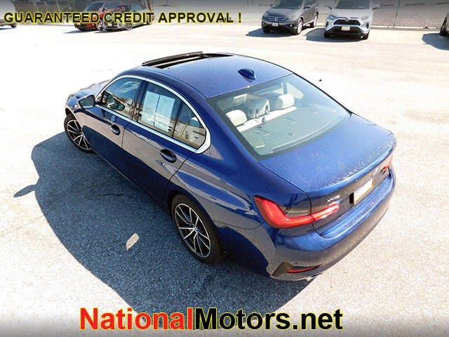 BMW 3 Series Vehicle Image 06