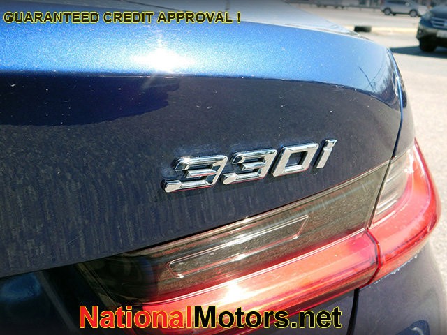 BMW 3 Series Vehicle Image 08