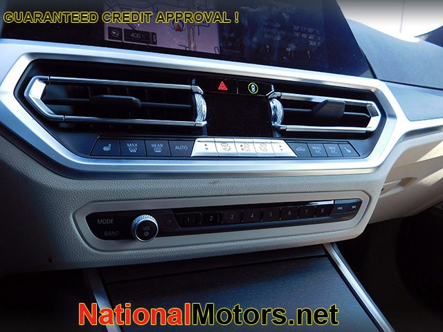BMW 3 Series Vehicle Image 21