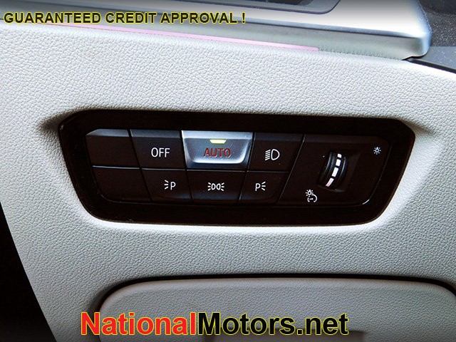 BMW 3 Series Vehicle Image 26