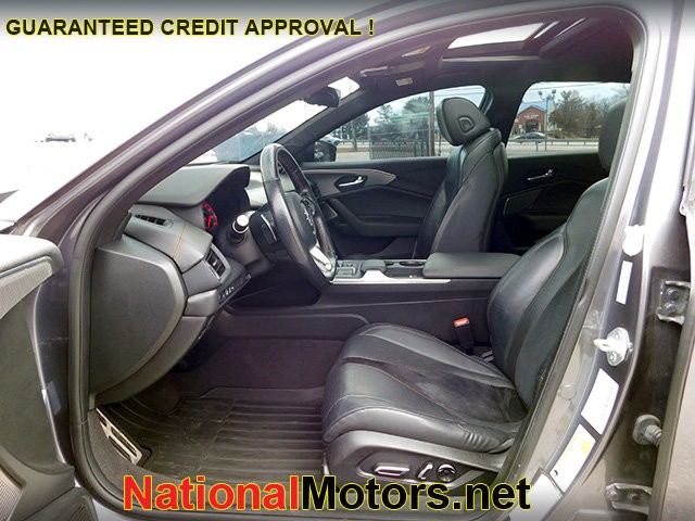 Acura TLX Vehicle Image 13