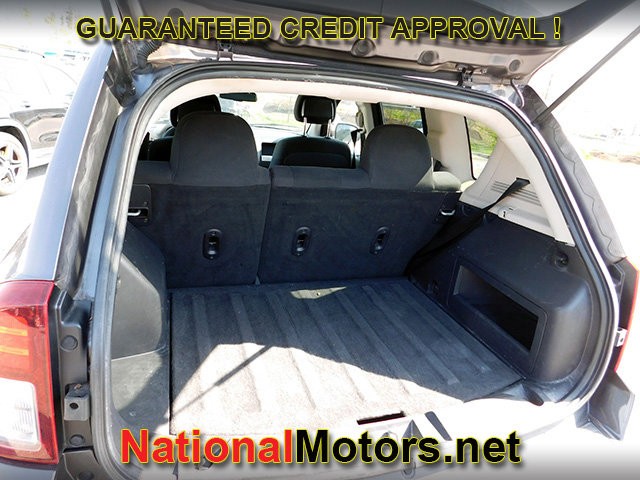 Jeep Compass Vehicle Full-screen Gallery Image 05