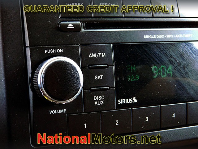 Jeep Compass Vehicle Full-screen Gallery Image 13