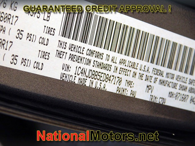 Jeep Compass Vehicle Full-screen Gallery Image 17