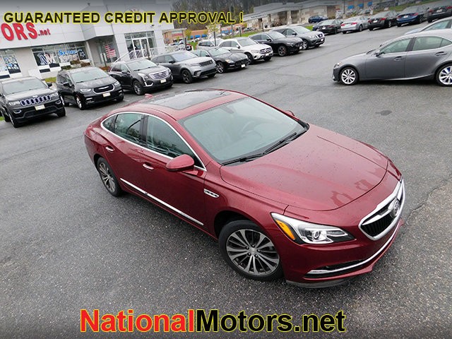 Buick LaCrosse Vehicle Image 02