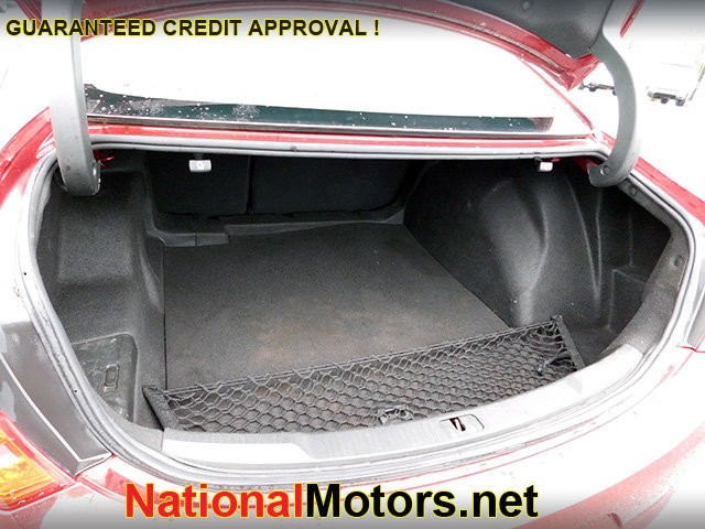 Buick LaCrosse Vehicle Image 09