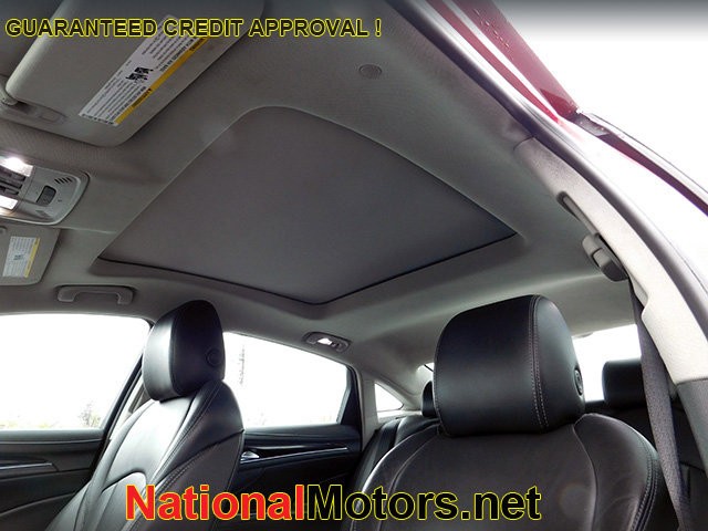 Buick LaCrosse Vehicle Image 19