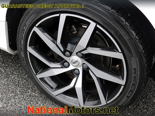 Volvo S60 Vehicle Image 07