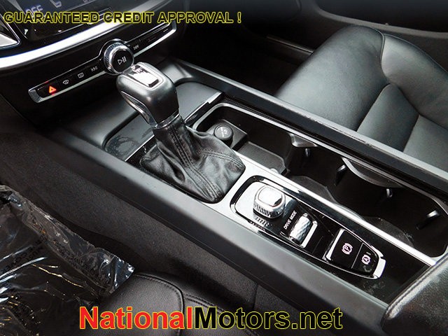 Volvo S60 Vehicle Image 21
