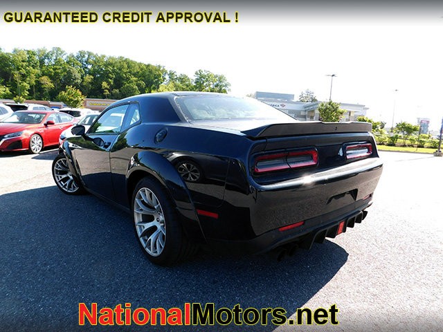Dodge Challenger Vehicle Image 04