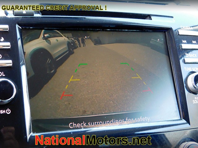 Nissan Murano Vehicle Image 12