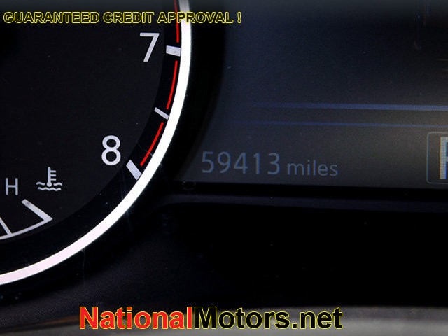 Nissan Murano Vehicle Image 16
