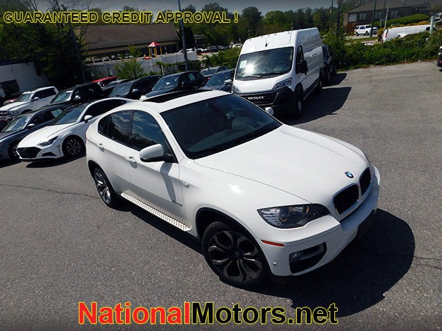 BMW X6 Vehicle Image 02