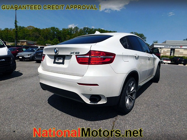 BMW X6 Vehicle Image 05