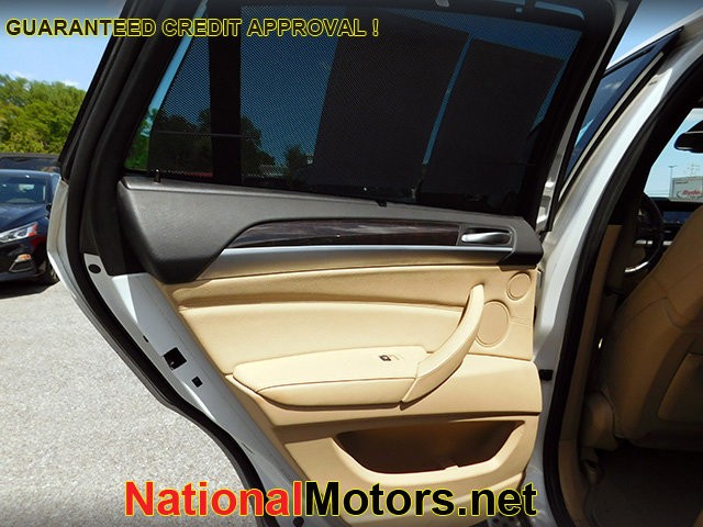 BMW X6 Vehicle Image 10