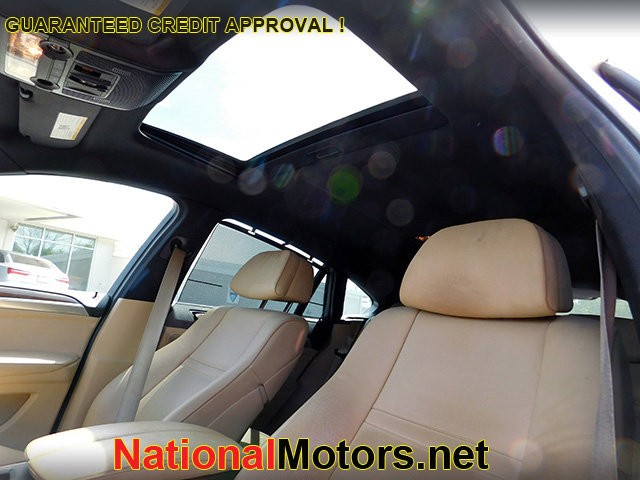 BMW X6 Vehicle Image 15