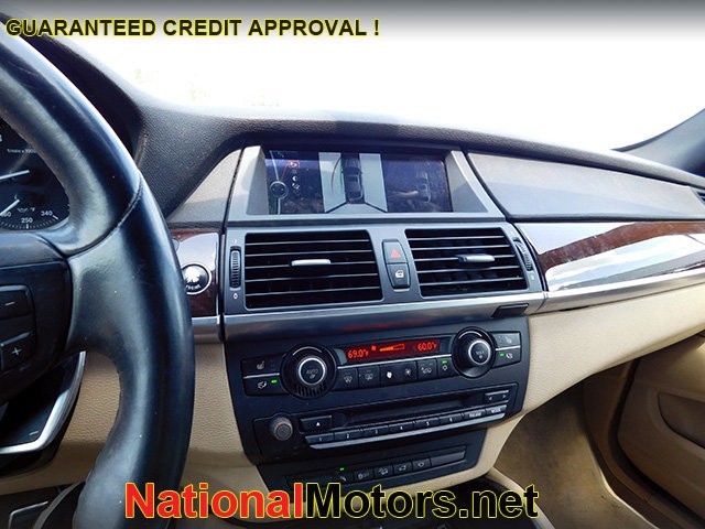 BMW X6 Vehicle Image 16