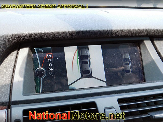 BMW X6 Vehicle Image 17