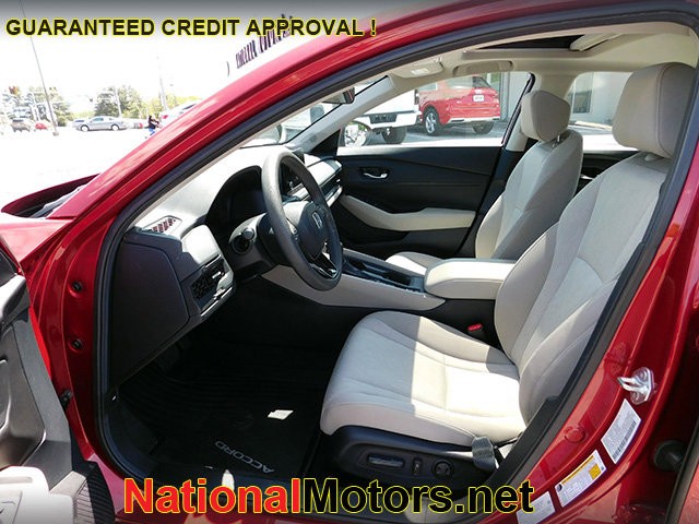 Honda Accord Sedan Vehicle Image 12