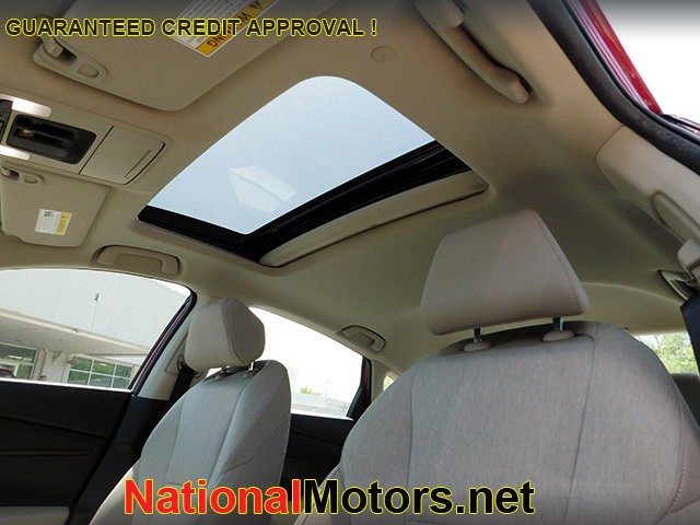 Honda Accord Sedan Vehicle Image 14
