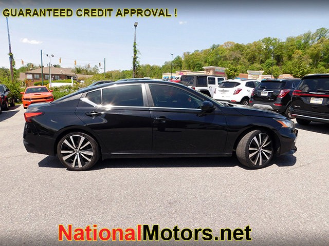 Nissan Altima Vehicle Image 04