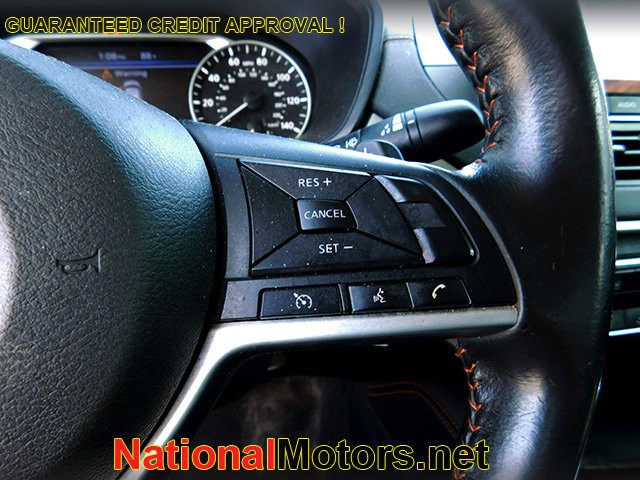 Nissan Altima Vehicle Image 19