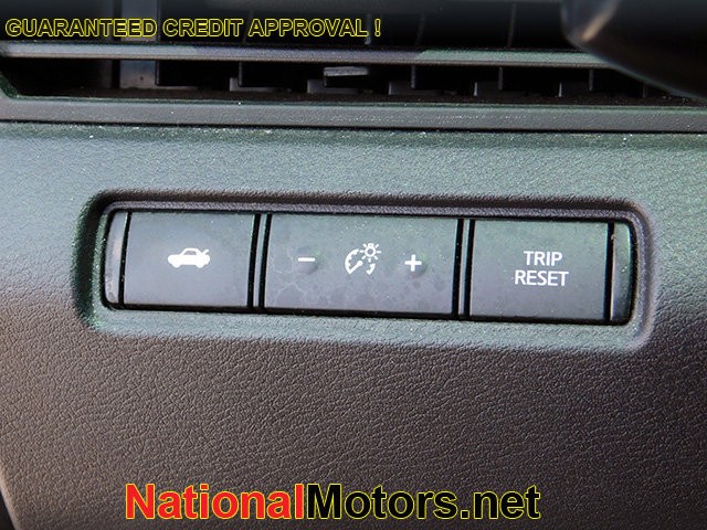 Nissan Altima Vehicle Image 22