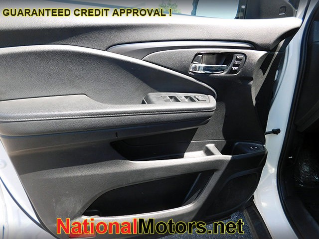 Honda Passport Vehicle Image 18
