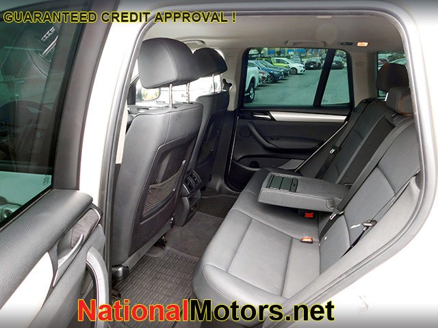 BMW X3 Vehicle Image 10