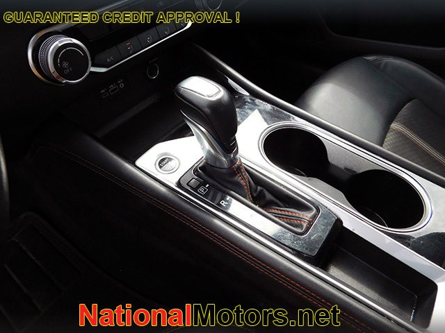 Nissan Altima Vehicle Image 17