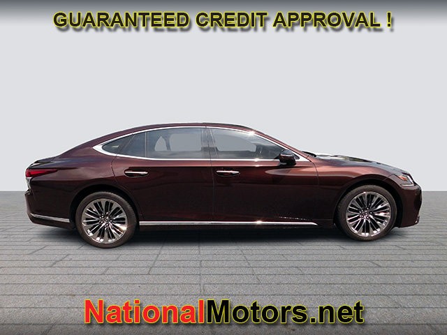 Lexus LS Vehicle Image 03