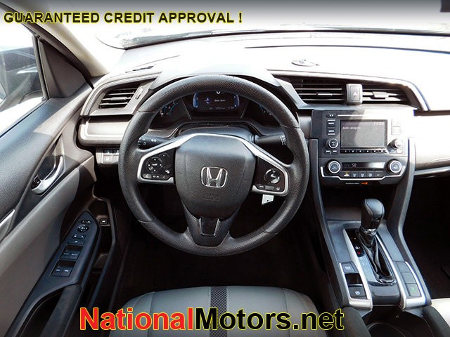 Honda Civic Sedan Vehicle Image 10