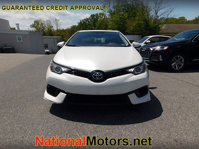 Toyota Corolla iM Vehicle Image 03