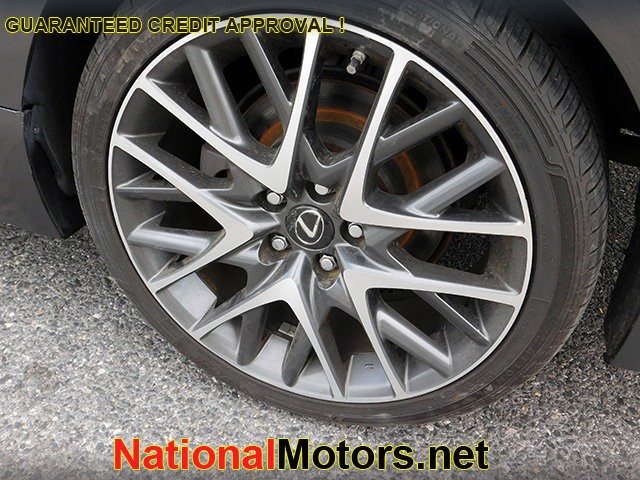 Lexus RC 300 Vehicle Image 08