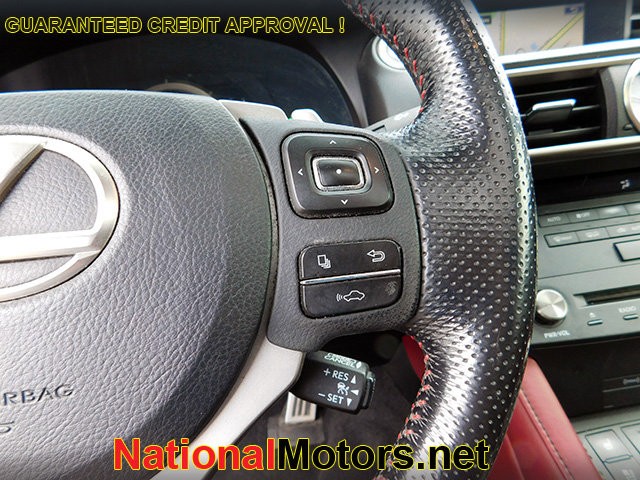 Lexus RC 300 Vehicle Image 19