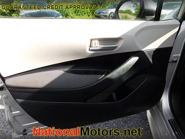 Toyota Corolla Vehicle Image 08