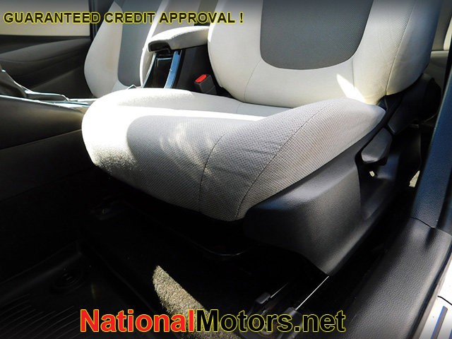 Toyota Corolla Vehicle Image 10
