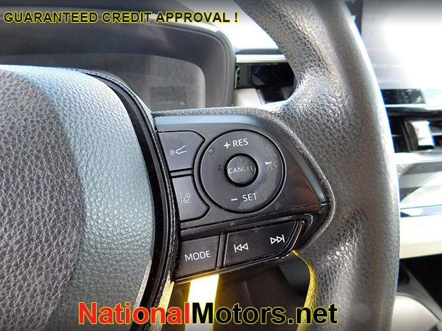 Toyota Corolla Vehicle Image 15
