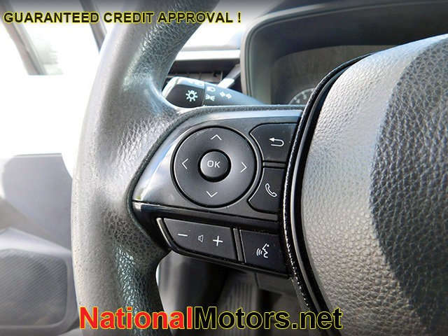 Toyota Corolla Vehicle Image 16