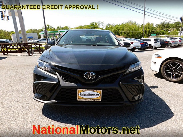 Toyota Camry Vehicle Image 03