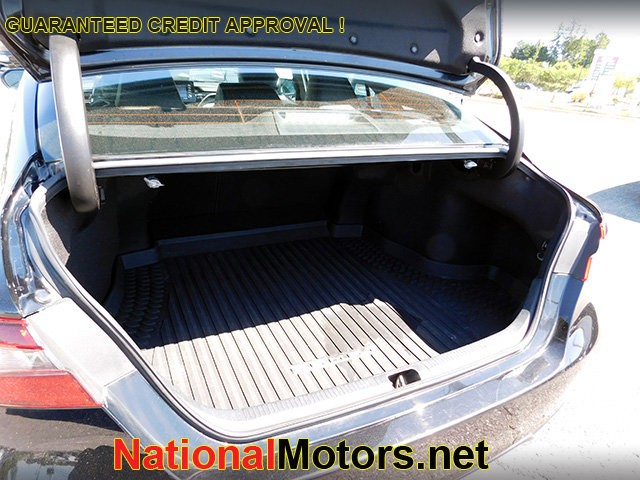 Toyota Camry Vehicle Image 08