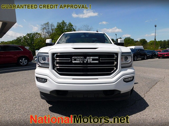 GMC Sierra 1500 Vehicle Image 03