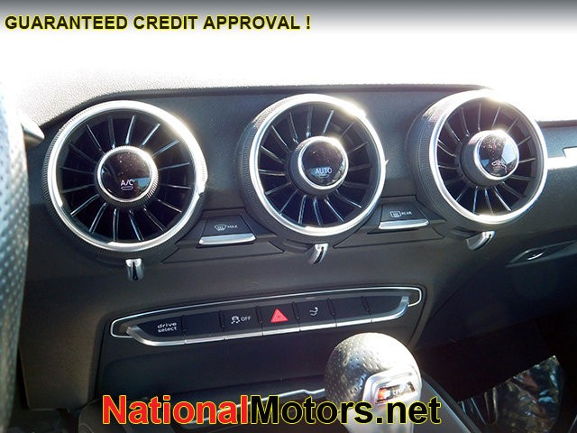 Audi TT Vehicle Image 16