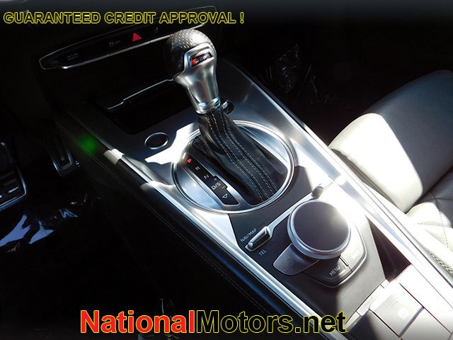 Audi TT Vehicle Image 17