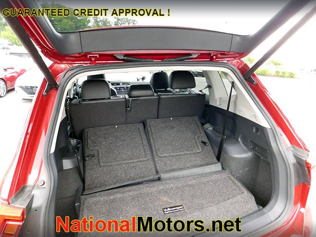 Volkswagen Tiguan Vehicle Image 08