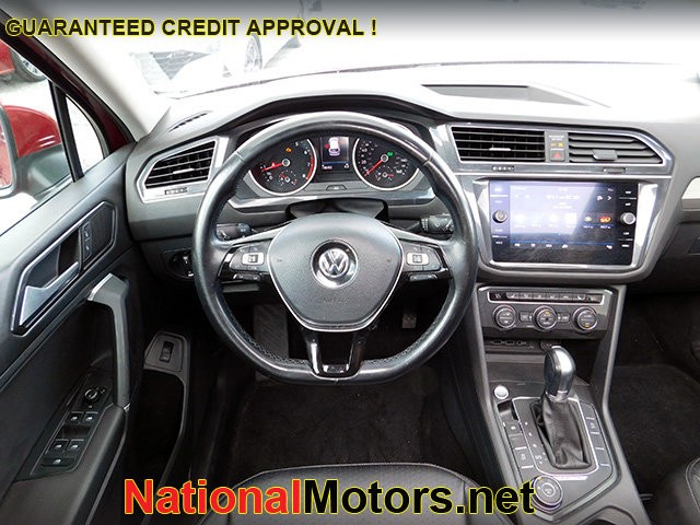Volkswagen Tiguan Vehicle Image 14