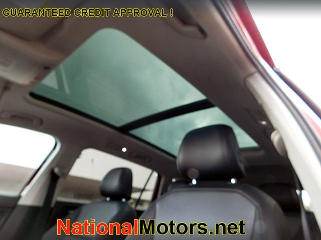 Volkswagen Tiguan Vehicle Image 16