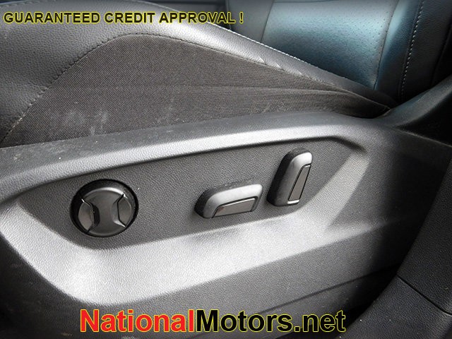 Volkswagen Tiguan Vehicle Image 17